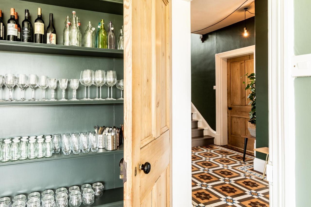 The Old Vicarage Bed and Breakfast Moylgrove Εξωτερικό φωτογραφία