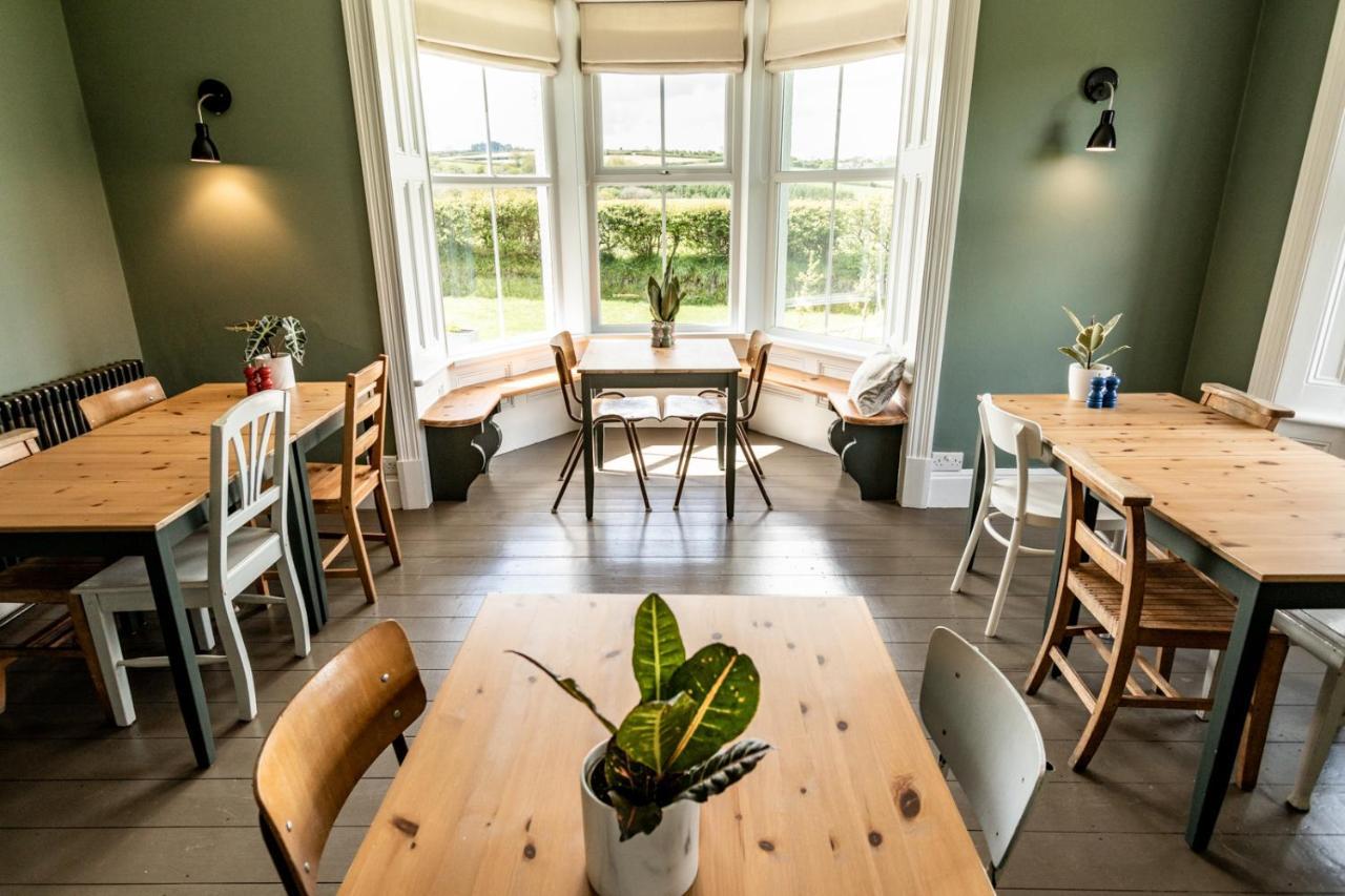 The Old Vicarage Bed and Breakfast Moylgrove Εξωτερικό φωτογραφία